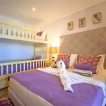 Exclusive Beachfront In - Private Access - Heatable Pool & Jacuzzi - Sleeps 10 *