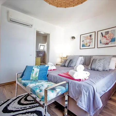 Luxurious Beachfront De La With Private Acces * Albufeira