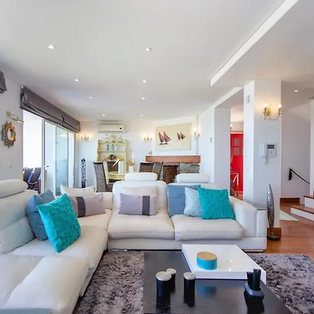 Luxurious Beachfront De La With Private Acces Albufeira