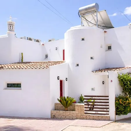 Beachfront - Private Access - Walk Everywhere Without Car - Pool & Jacuzzi Villa Albufeira