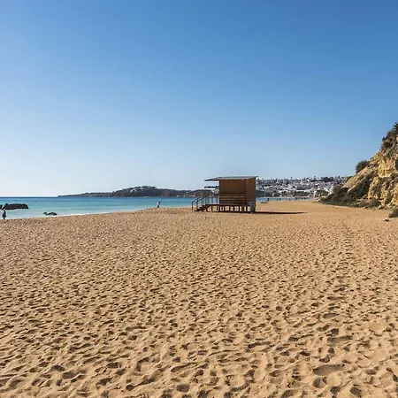 Luxurious Beachfront De La With Private Acces Villa *