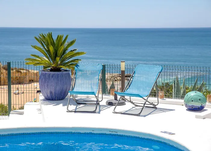 Oceanfront Luxury Villa With Private Beach Access Pool & Jacuzzi Walk To Town Sleeps 10 알부페이라