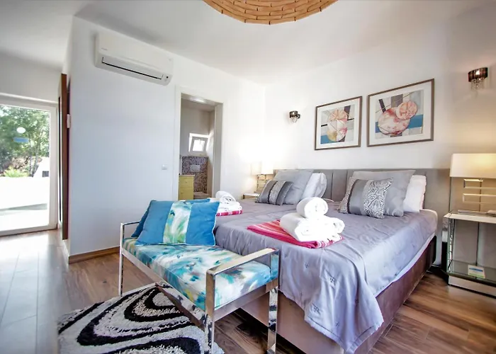 빌라 Oceanfront Luxury Villa With Private Beach Access Pool & Jacuzzi Walk To Town Sleeps 10 *