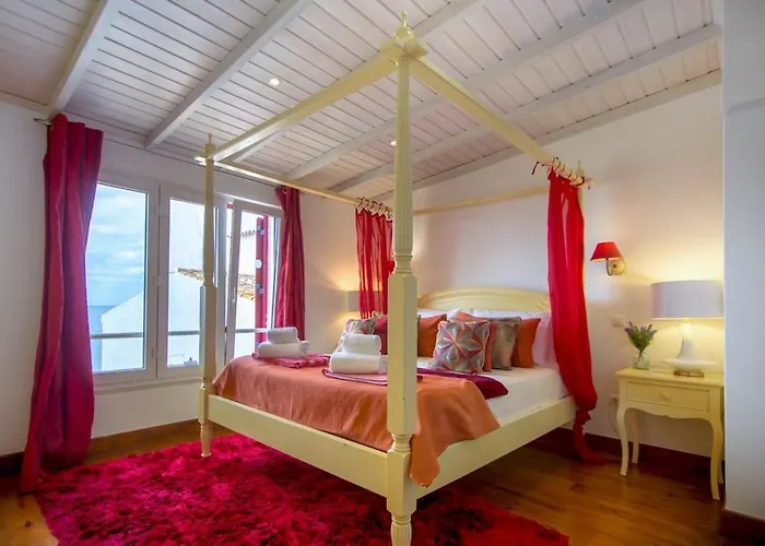 Villa Exclusive Beachfront In - Private Access - Heatable Pool & Jacuzzi - Sleeps 10