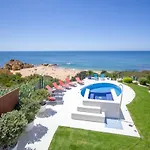 Exclusive Beachfront In - Private Access - Heatable Pool & Jacuzzi - Sleeps 10 Willa *