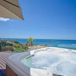 Willa Exclusive Beachfront In - Private Access - Heatable Pool & Jacuzzi - Sleeps 10