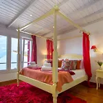Willa Exclusive Beachfront In - Private Access - Heatable Pool & Jacuzzi - Sleeps 10