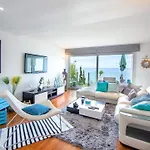 Willa Exclusive Beachfront In - Private Access - Heatable Pool & Jacuzzi - Sleeps 10 Albufeira